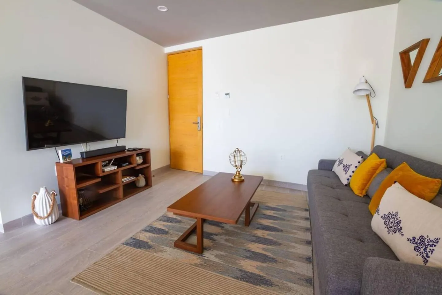 1Bed In The Boat Residences, 200M From The Beach Playa del Carmen Apartment